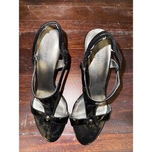 Nine West Heels Womens Size 9 M Glossy Black (READ DESCRIPTION)
